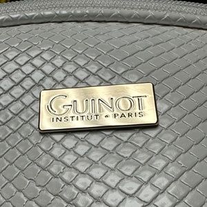 Guinot cosmetic bag